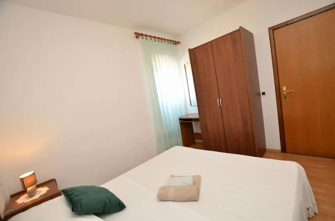 Apartments Mariano Baldasi 0*,  Croatia